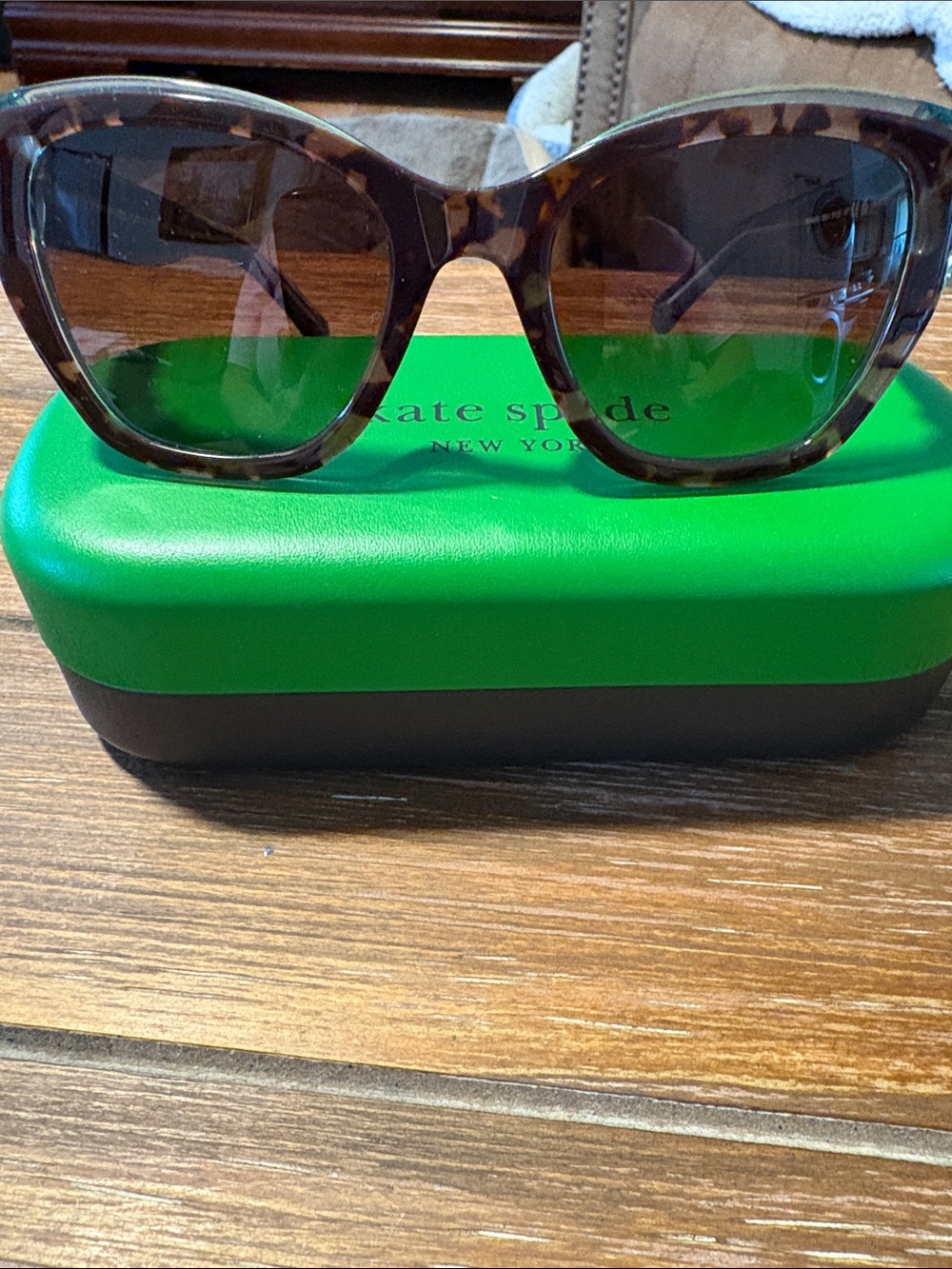 kate spade Tortoiseshell Cat-Eye Sunglasses with Brown Gradient Lenses